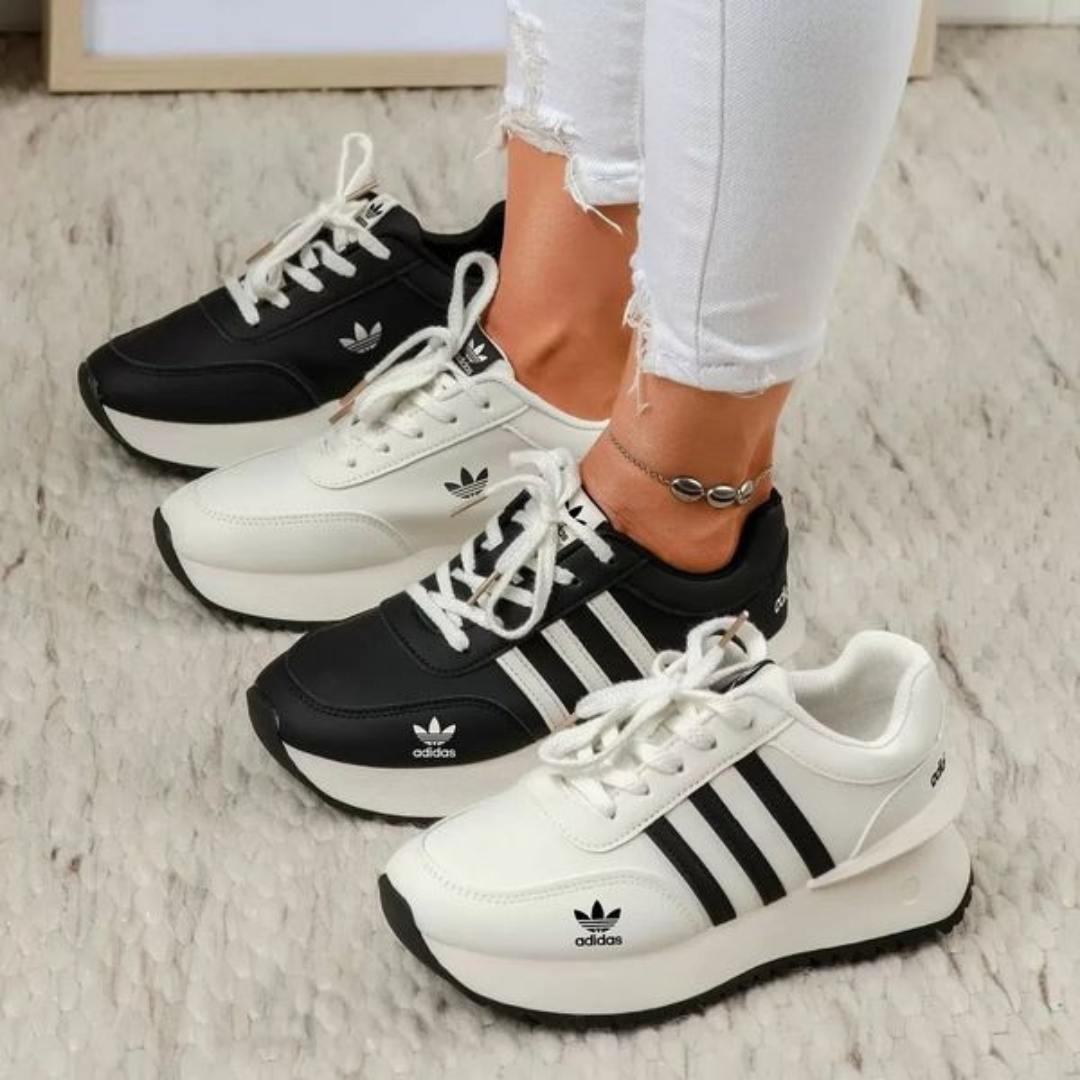 Adidas - Trainers